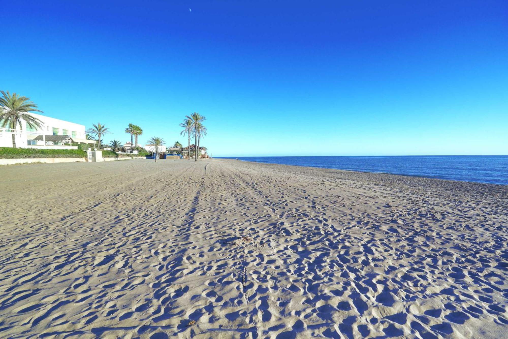 1104 First Line Beach Apartment Golden Beach Pool Marbella Exteriér fotografie