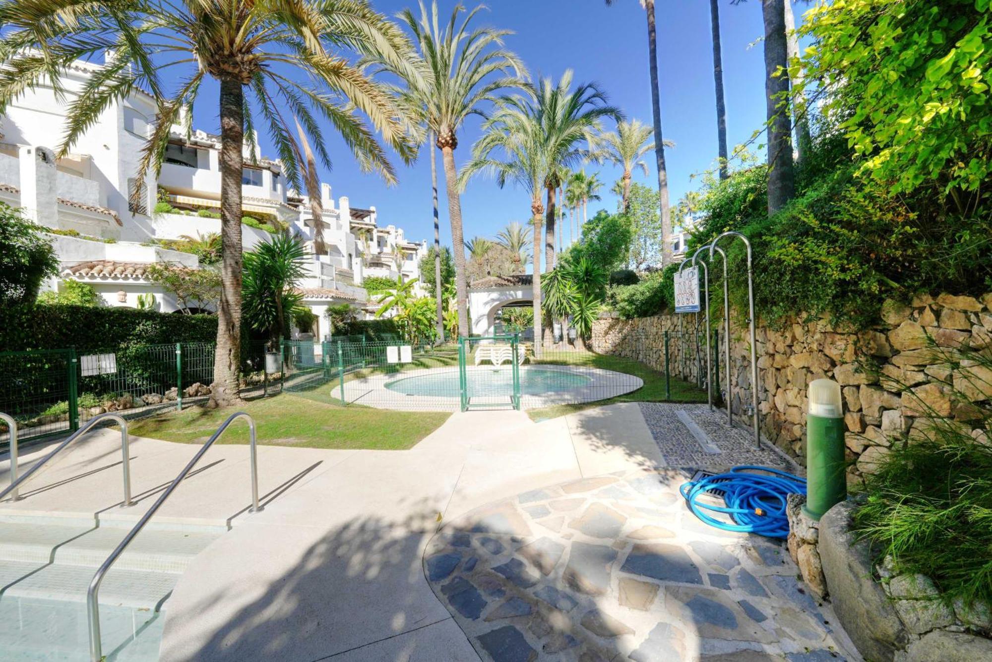 1104 First Line Beach Apartment Golden Beach Pool Marbella Exteriér fotografie