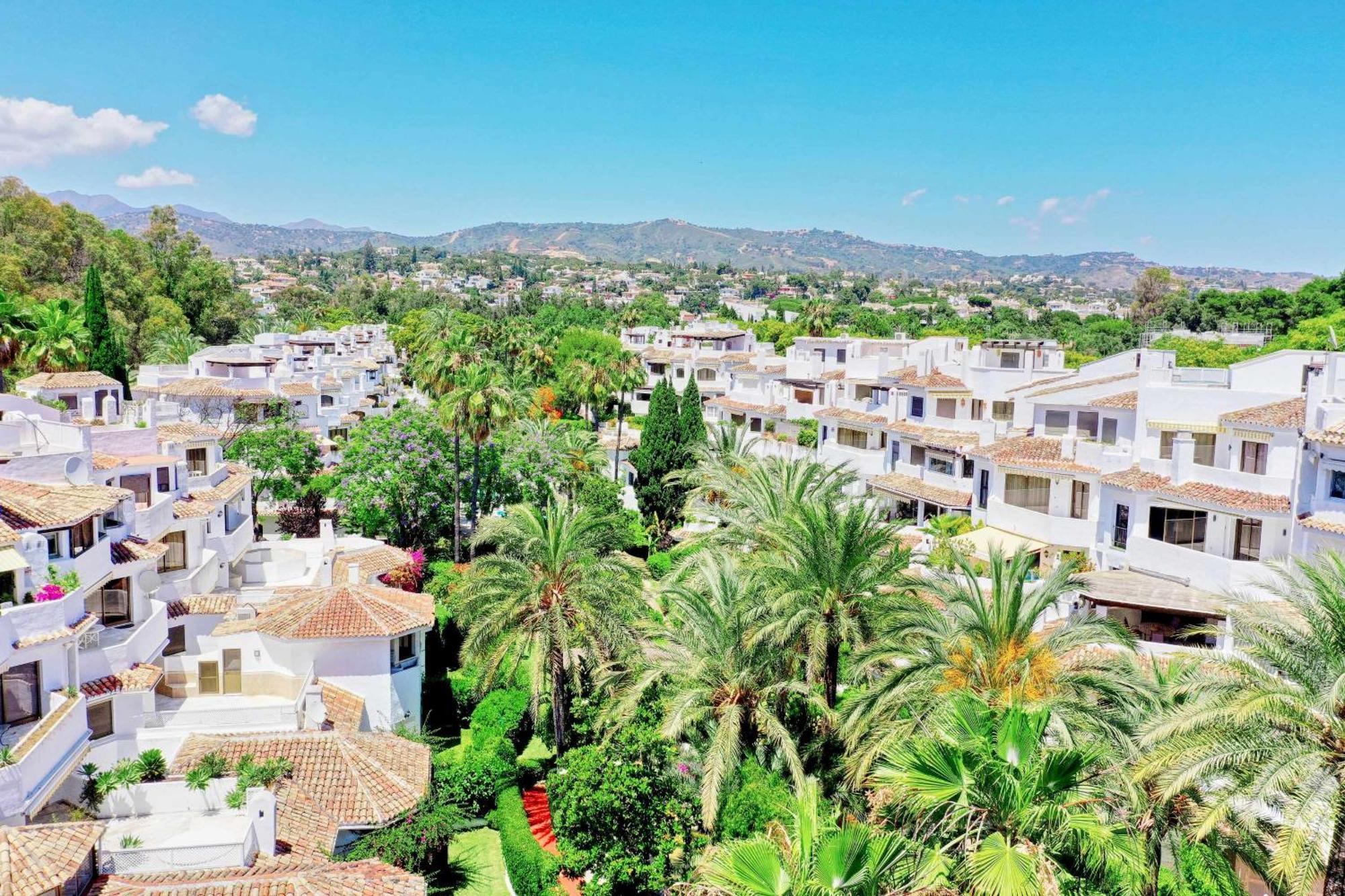 1104 First Line Beach Apartment Golden Beach Pool Marbella Exteriér fotografie